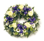 Wreath (Leaf Edging) Blue & White